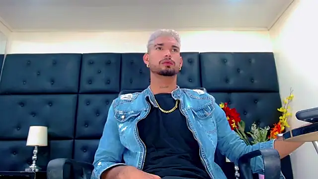 StivBigCock online show from October 5, 2:26 am