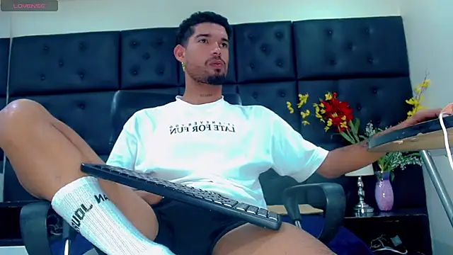 StivBigCock online show from October 1, 2:59 am