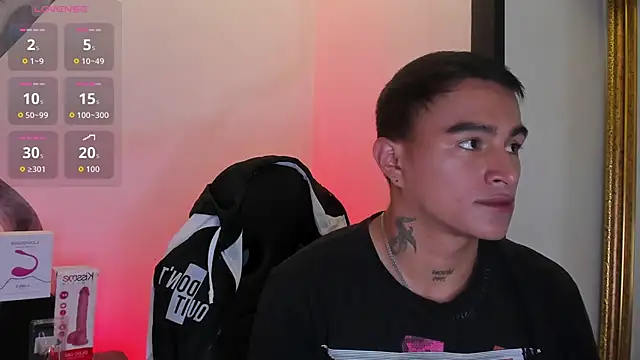 LiamDeep online show from October 14, 9:00 pm