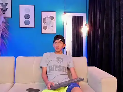 Marcus and Tony online show from February 12, 12:44 pm