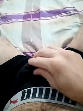 kelvinjesus34 online show from October 8, 9:30 pm