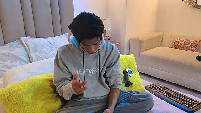 camilo nom online show from October 8, 4:06 am