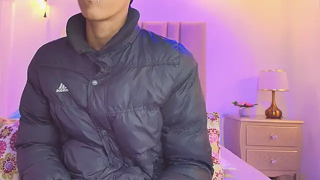 camilo nom online show from November 21, 5:39 am