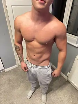 harleybarker online show from October 16, 5:43 pm