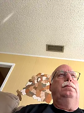 Snapshot of jimboemtp chatting on September 21, 1:55 pm jimboemtp online show from September 21, 1:55 pm