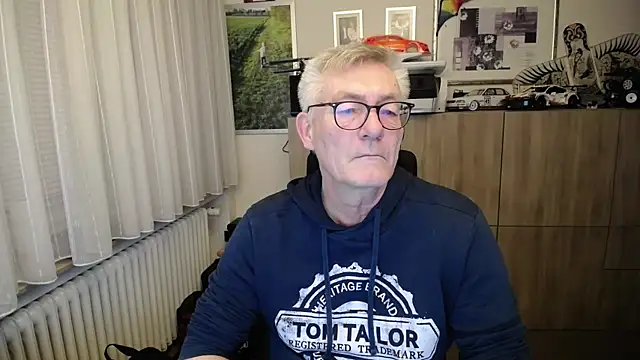 randyandy67 online show from November 27, 6:39 am