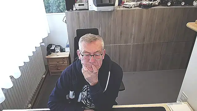 randyandy67 online show from March 13, 7:49 am