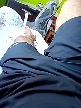 sexyboywhite online show from September 15, 7:43 am