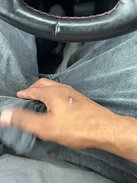 Jariushot3 online show from April 13, 2:40 pm