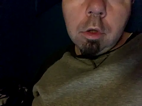 GeilerHSVFAN1989 online show from November 11, 3:55 am