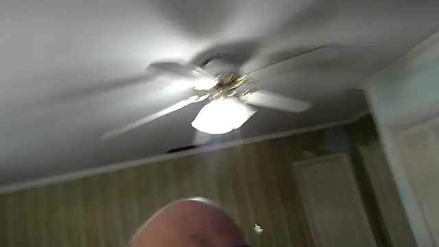 bullmusclejoe online show from December 4, 9:11 pm