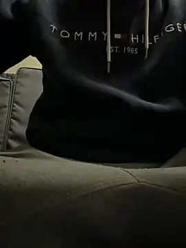 420boy   online show from October 9, 9:20 pm