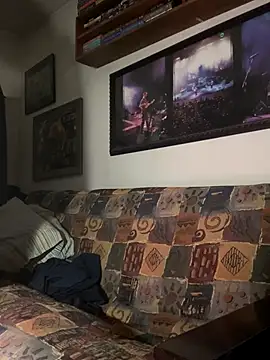 Stephanie1984 online show from December 2, 3:42 am