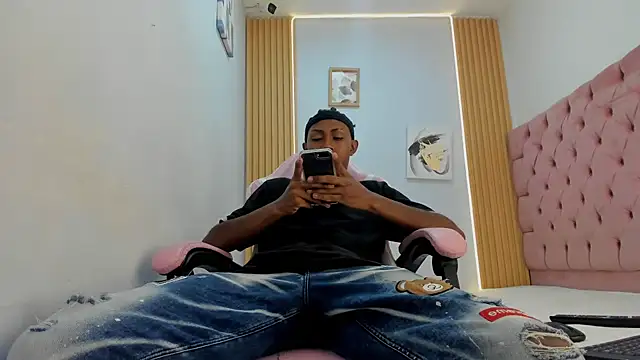 Jax Maliq online show from October 11, 2:37 am