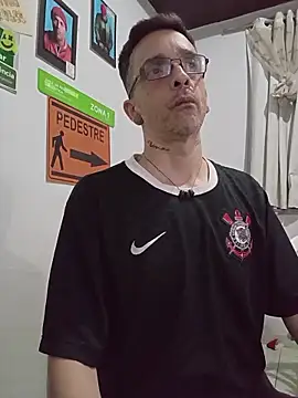 dinho carioca online show from November 16, 5:20 am