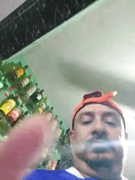 andrerj22 online show from October 8, 8:35 pm