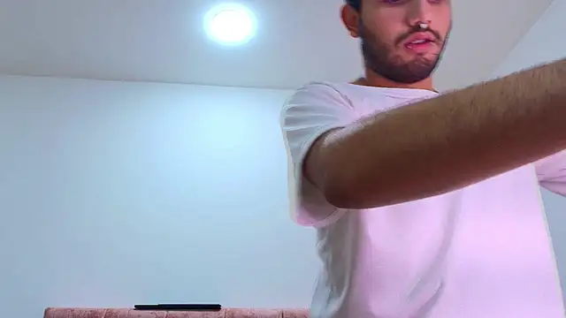 Ares Alpha online show from November 5, 7:27 pm