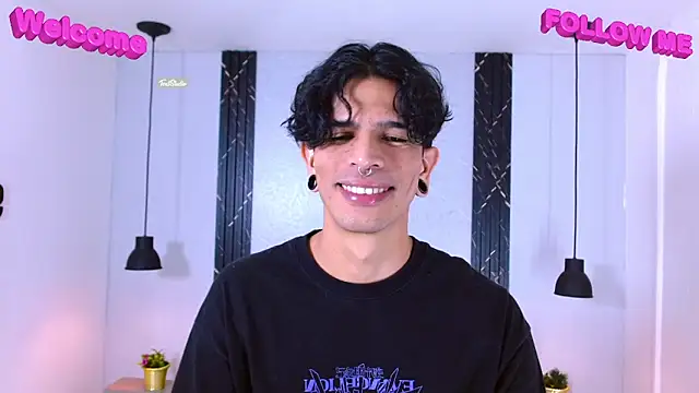 Franvill Trato online show from October 6, 5:28 pm
