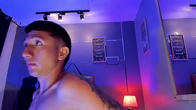 oliver mr  online show from October 8, 8:35 pm