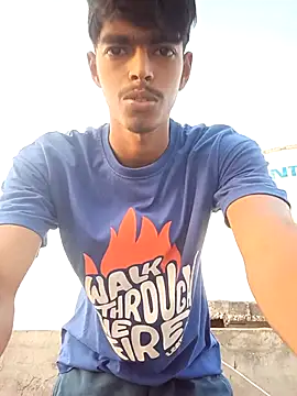 monster 33 online show from October 14, 11:39 am