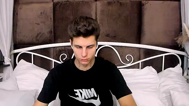 JackWolw online show from October 16, 7:16 am