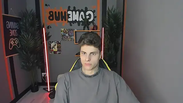 JackWolw online show from October 7, 9:46 am
