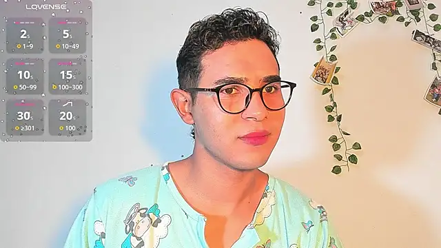 cute sammy 1 online show from October 4, 11:37 am
