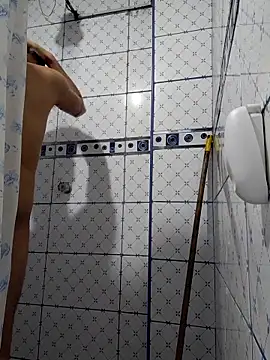 Exotic19cm online show from December 1, 11:19 pm