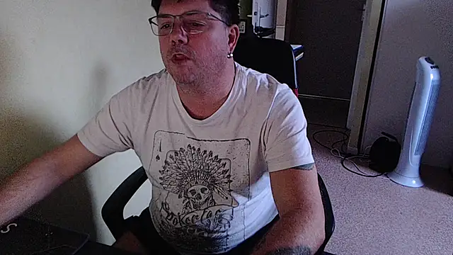 blueandwhite1 online show from November 13, 4:00 pm