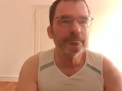 stallionrider88 online show from April 3, 12:13 pm