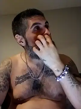 hornylatino702 online show from January 7, 11:37 am