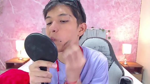 MAXIMILIANO  HOT online show from September 15, 6:20 pm