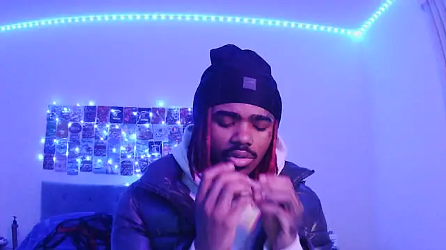 risktakinndolo online show from November 21, 10:31 pm