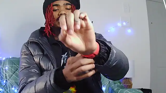 risktakinndolo online show from November 17, 8:34 pm