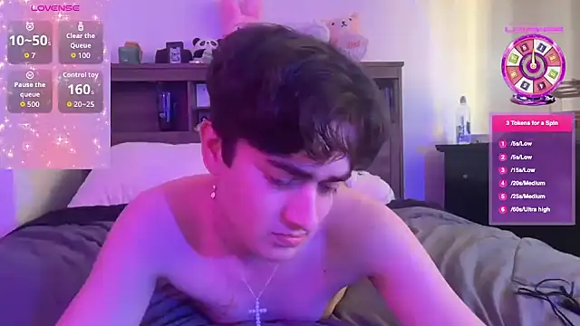 michaeltorrexxx online show from March 11, 9:00 pm