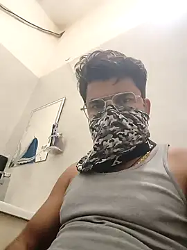 bigdick lickingexpert08 online show from October 18, 7:30 pm