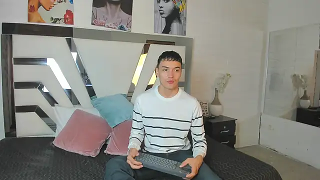 Snapshot of Jacksonflorez chatting on September 30, 7:28 pm Jacksonflorez online show from September 30, 7:28 pm