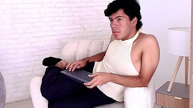 E R O S  online show from September 30, 1:03 pm