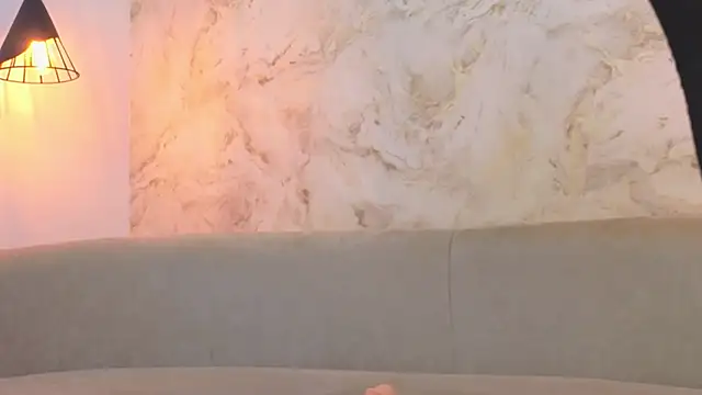 Valentino Thompson online show from October 29, 9:07 pm