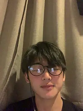 nowariwish online show from April 15, 10:37 am