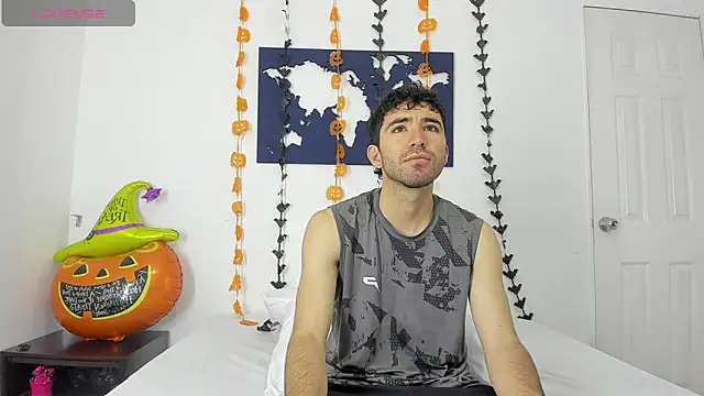 Hot Maiky online show from October 3, 12:10 pm