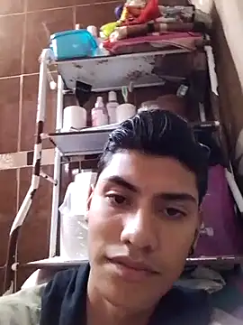 aispuro8505 online show from October 14, 7:59 am