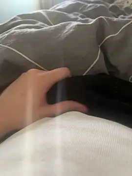 ekfjejwir online show from March 11, 10:33 am