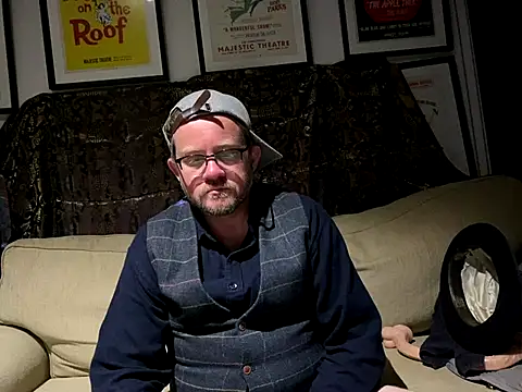 DavinOz123 online show from September 24, 2:15 pm