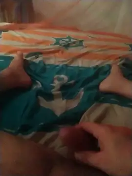 quieresleche1 online show from November 10, 6:35 pm