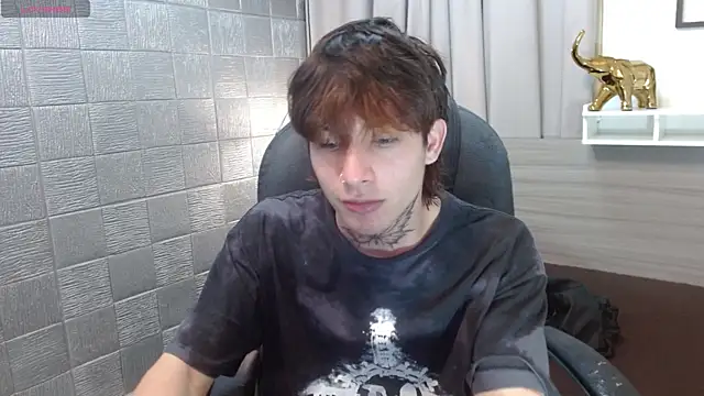 Iantwink18 online show from September 25, 5:23 pm