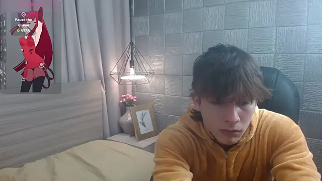 Iantwink18 online show from September 12, 4:23 am