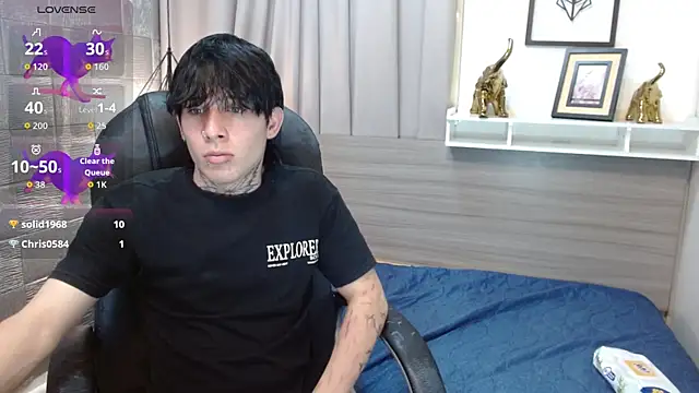 Iantwink18 online show from October 7, 10:25 pm