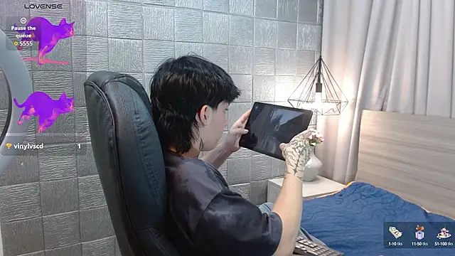 Iantwink18 online show from October 16, 11:02 pm