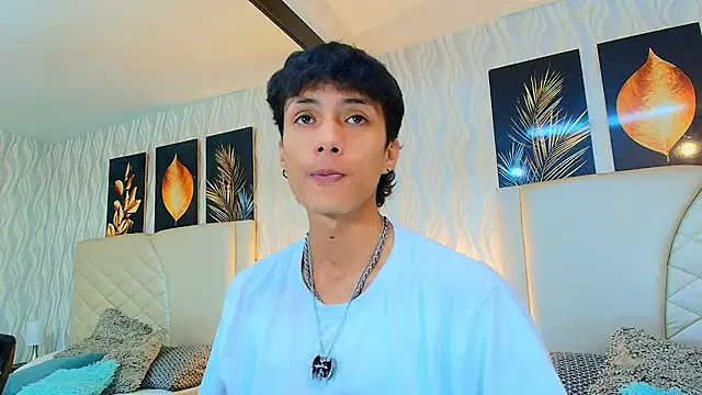 Lean Portman online show from February 2, 9:01 pm